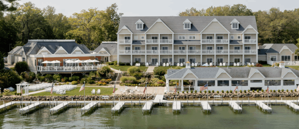Lakeside ceremony at Bay Pointe Pavilion with views of Gun Lake.